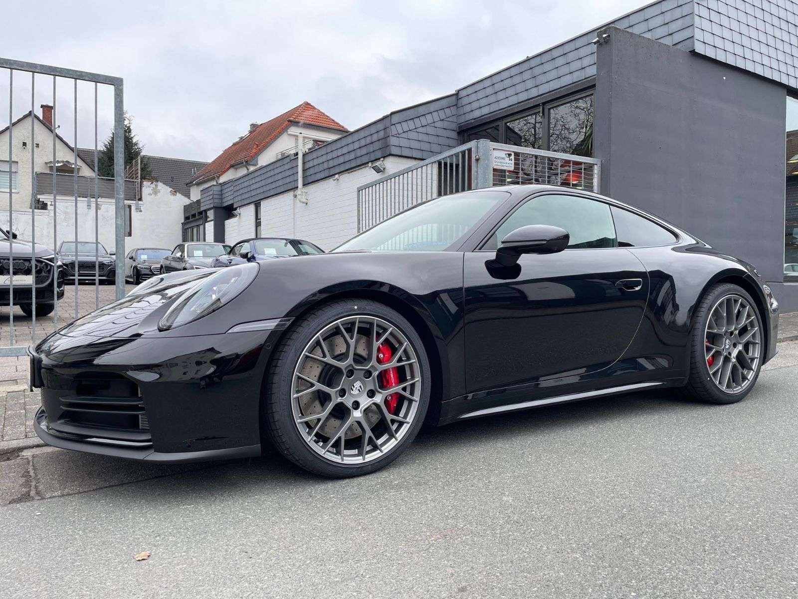 Second hand Porsche 911 