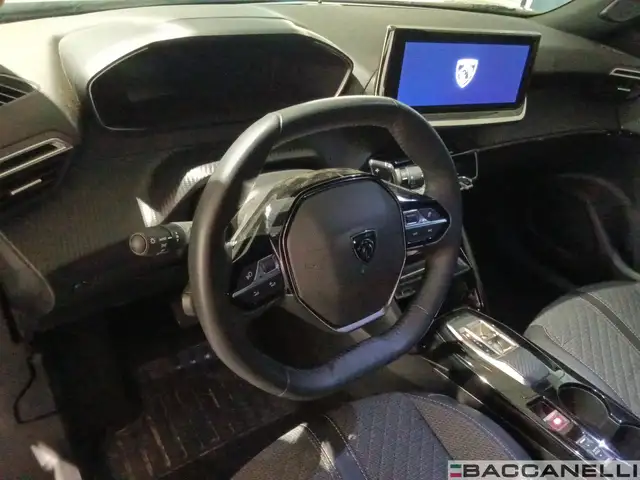 Peugeot 2008 view 14