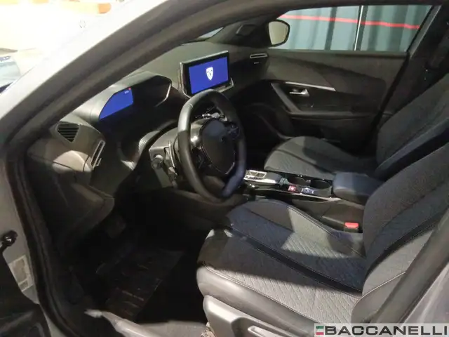 Peugeot 2008 view 12