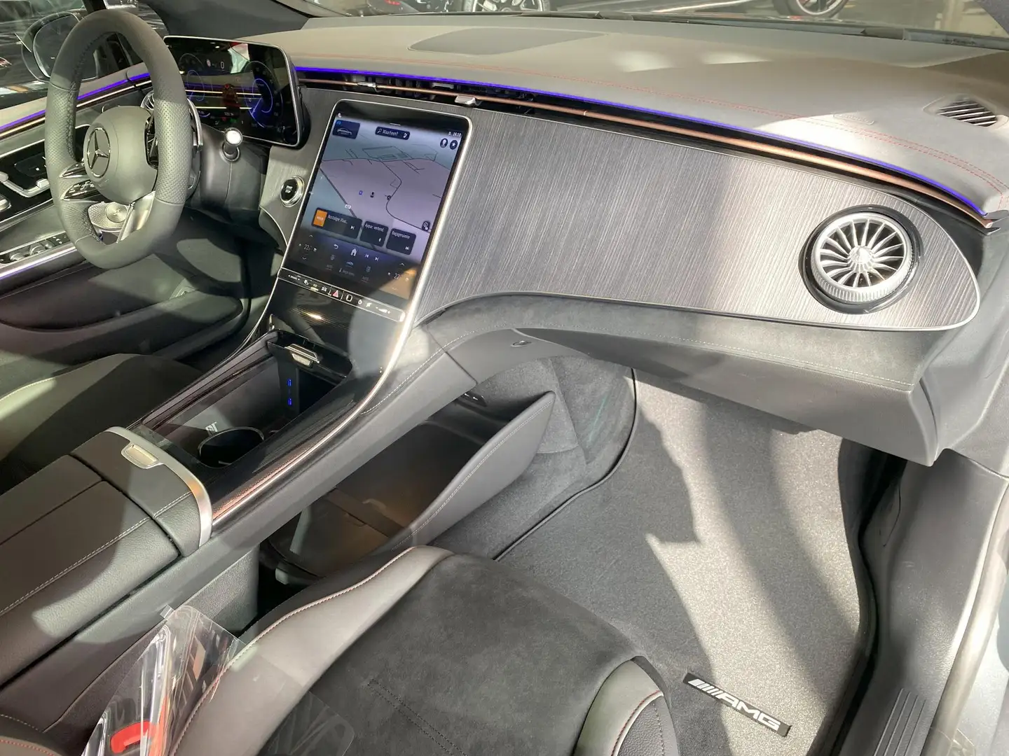 Mercedes-Benz EQE 300 Star Edition Gris - 2
