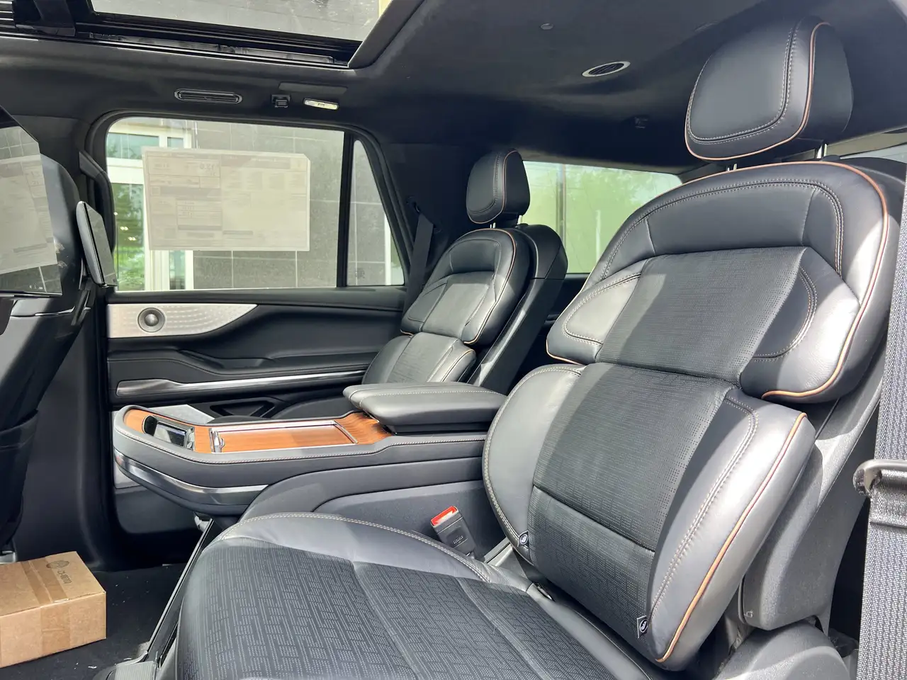 Lincoln Navigator снимка Lincoln Navigator