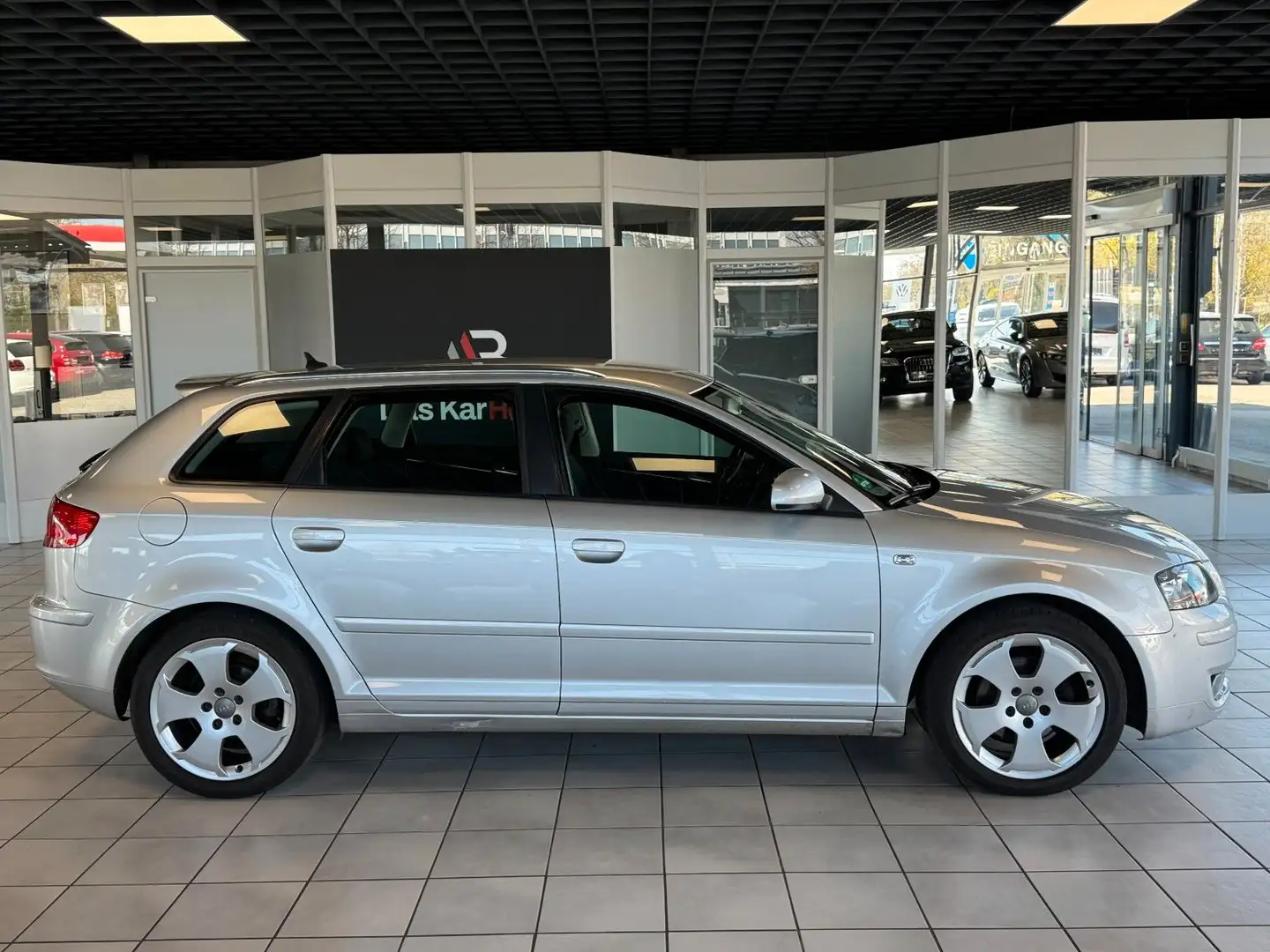 Audi A3 Sportback 2.0 TDI Ambition ·1. Hand· TÜV 2027 Silber - 2