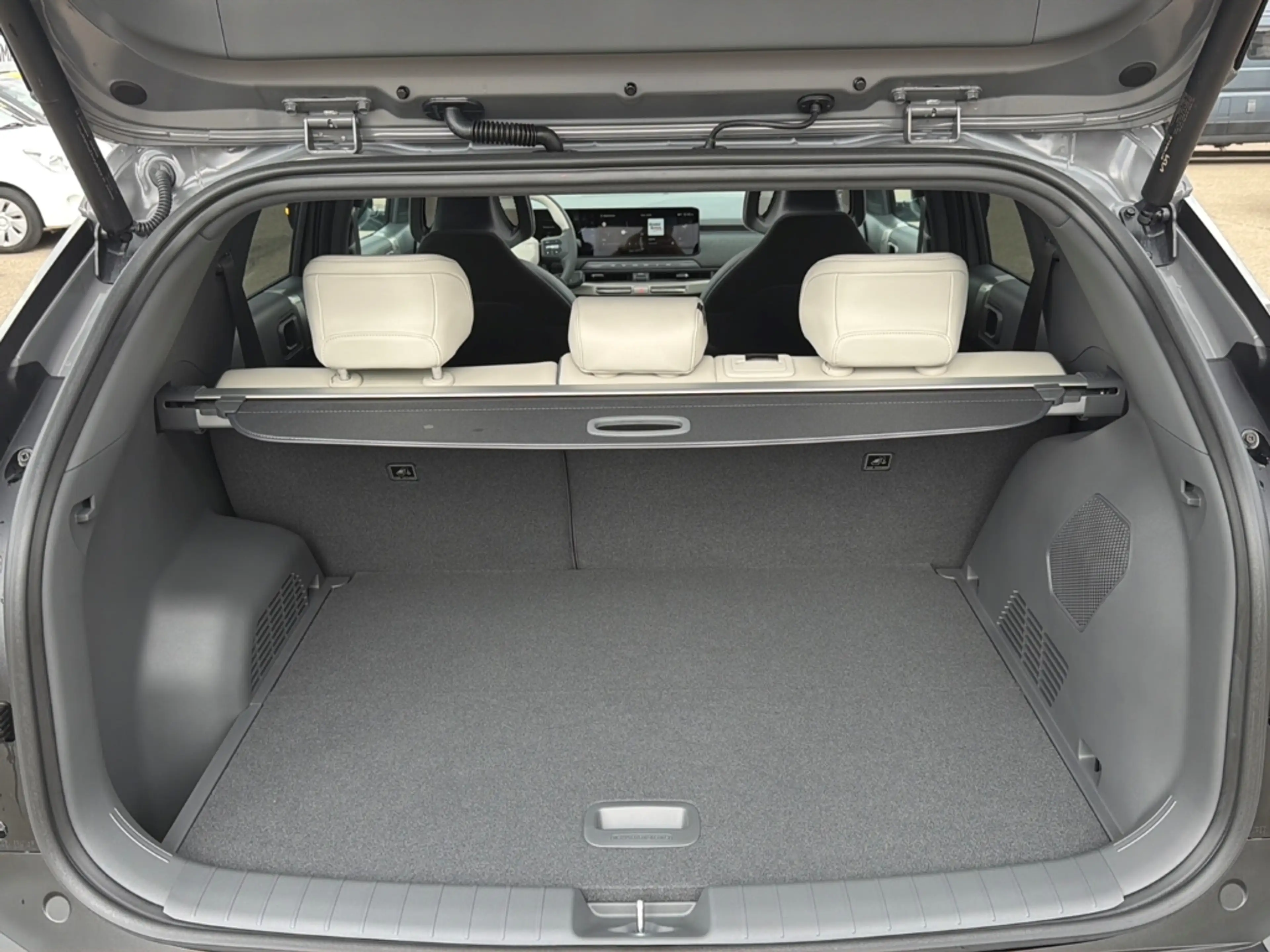 Kia EV3 GT-line 81.4 kWh DWP COM GD — photo 14
