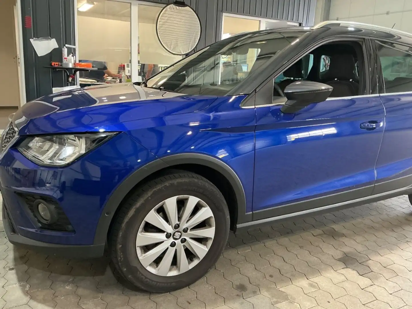 SEAT Arona Xcellence 1.0 TGI *NAVI*SHZG*FullLink*DAB*PDC*CAM Bleu - 2