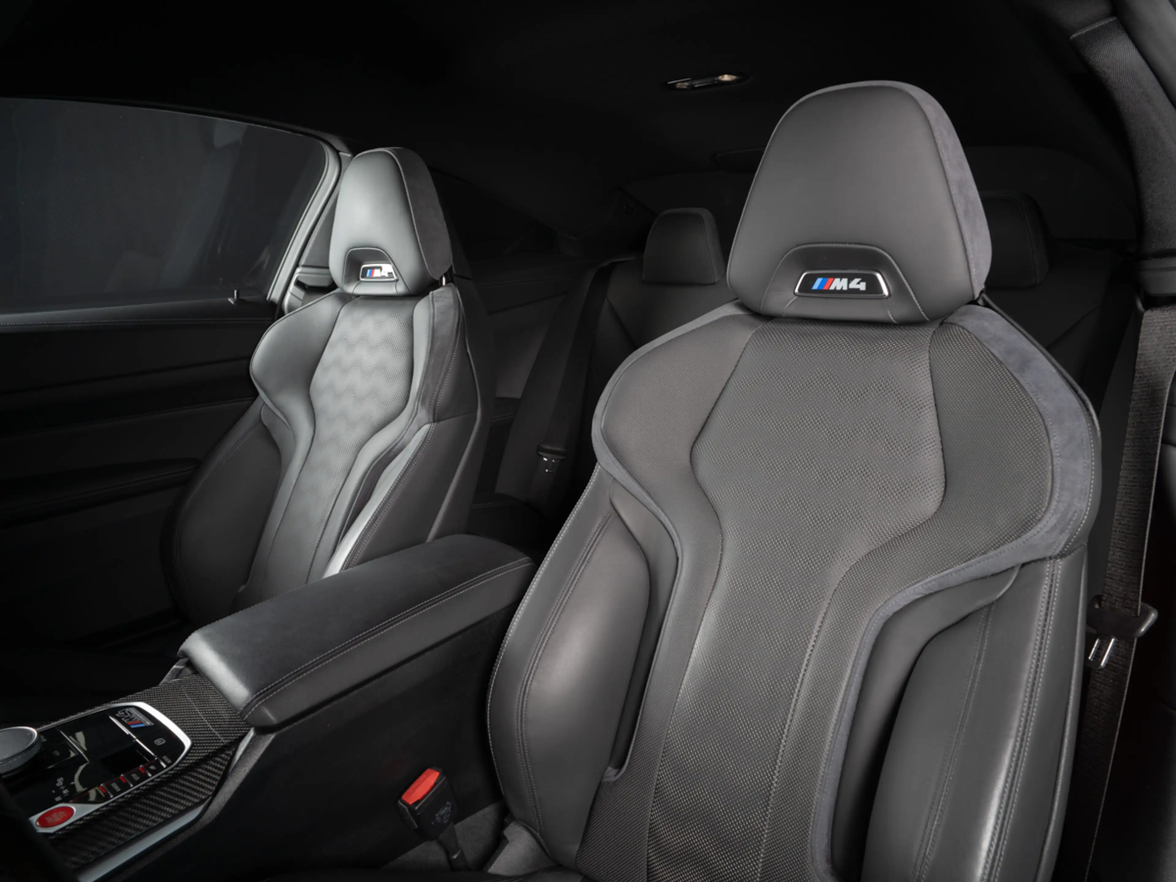 BMW M4 Competition Coupe  *LASER*HUD*KAMERA* — photo 11