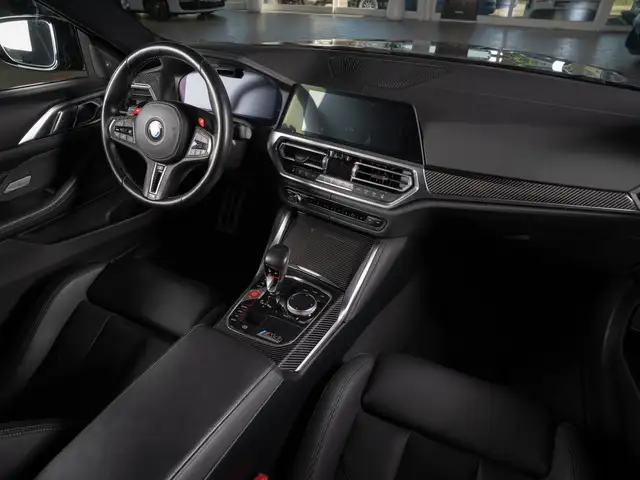 BMW M4 view 15