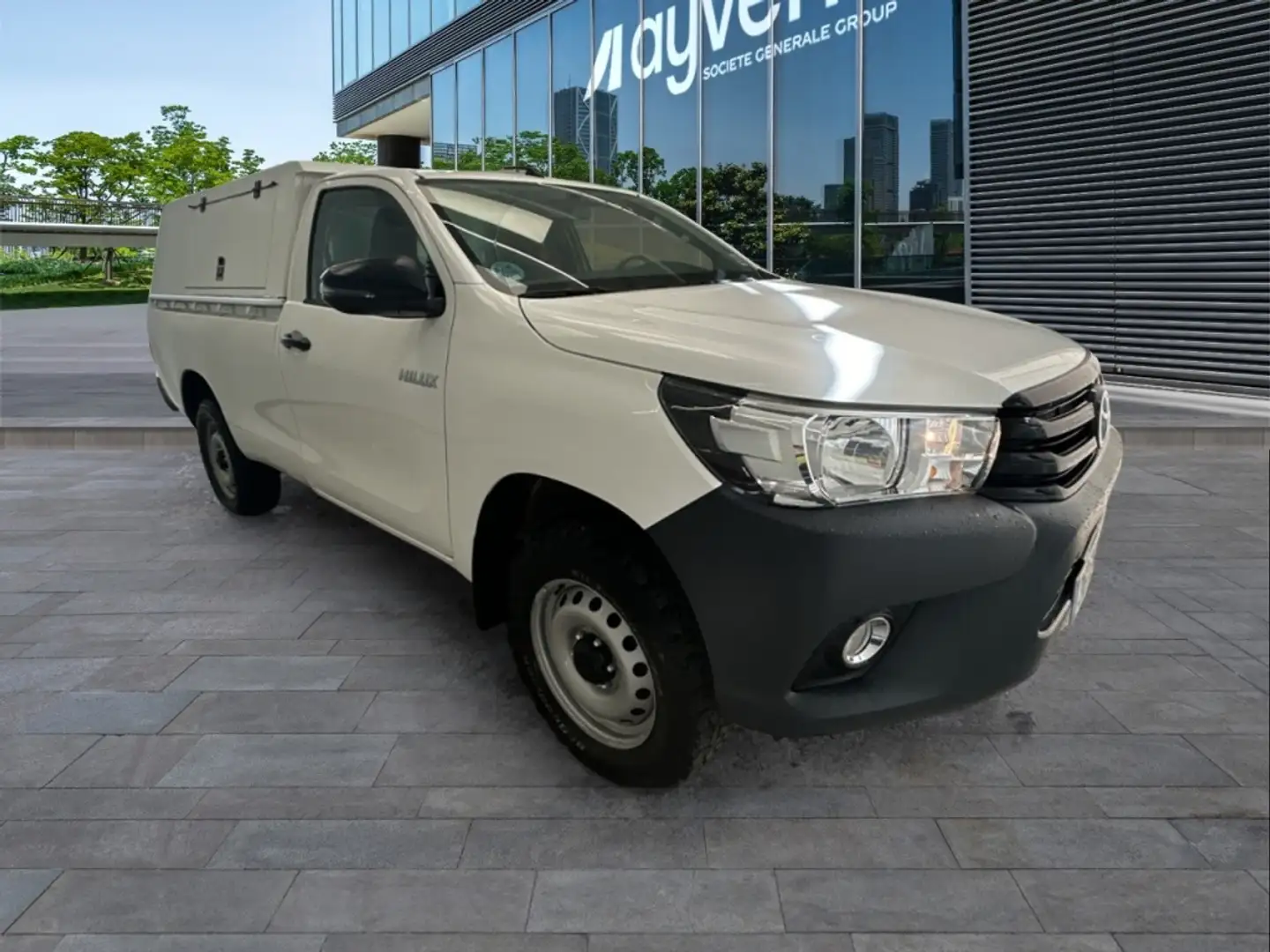 Toyota Hilux Cabina Sencilla Chasis GX Blanco - 2