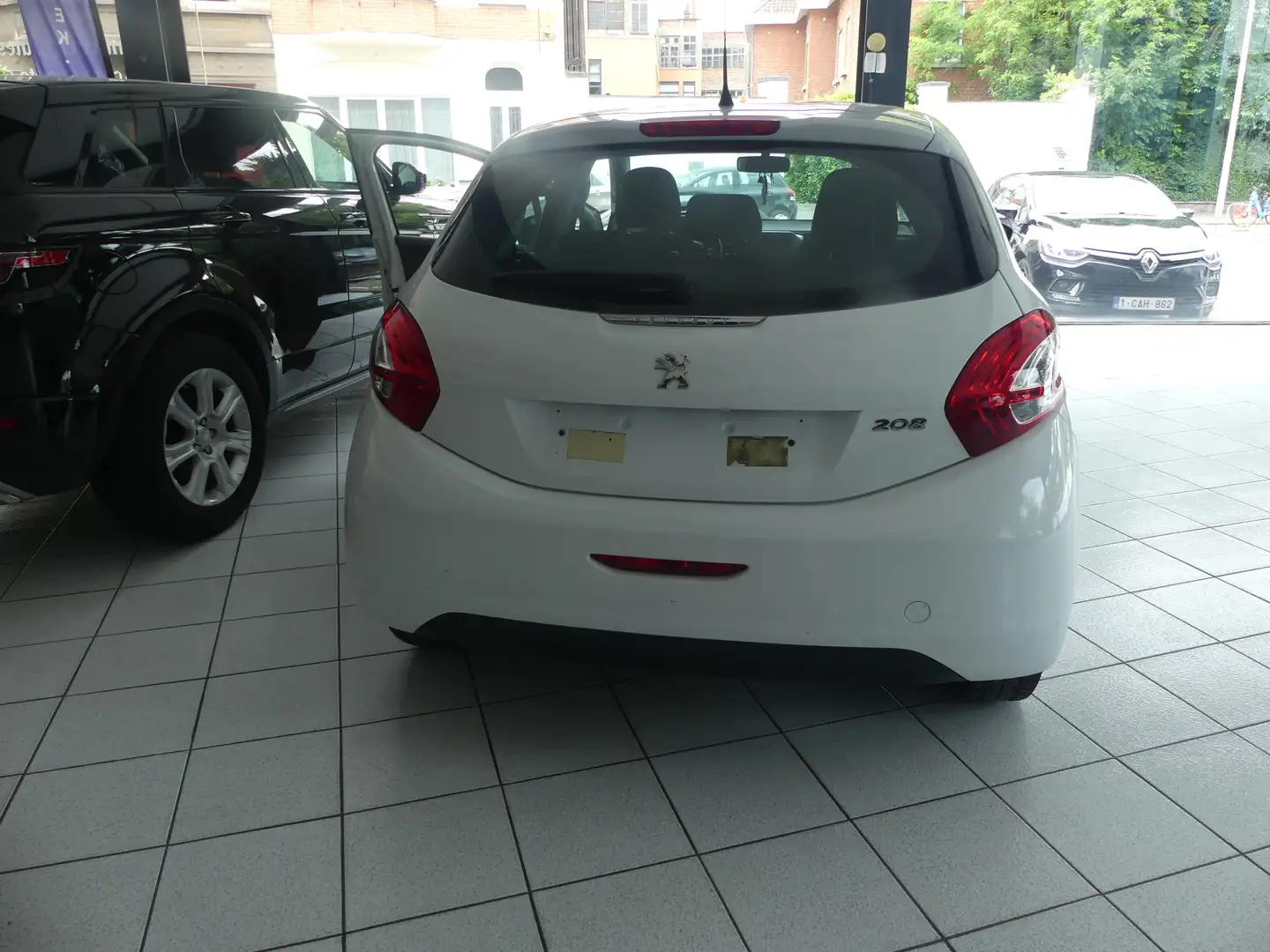 Peugeot 208 1.4 HDi Access Blanc - 2