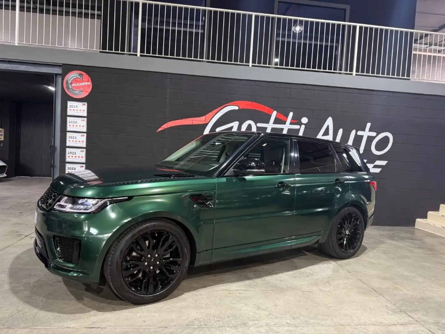 Land Rover Range Rover Sport CERCHI DA 21 RAFFRESCAMENTO Grigio - 2