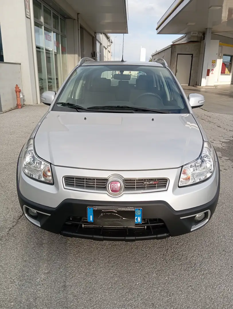 Fiat Sedici Sedici 2.0 mjt Emotion 4x4 135cv Šedá - 2