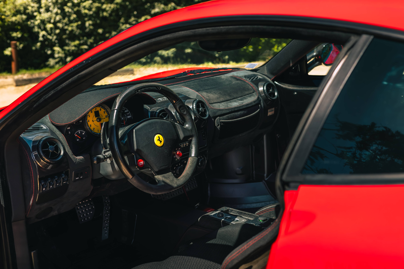 Ferrari 430 Scuderia Rosso Corsa/ Historic complete/ Sport seats/ Carbon pack/ French car — photo 13