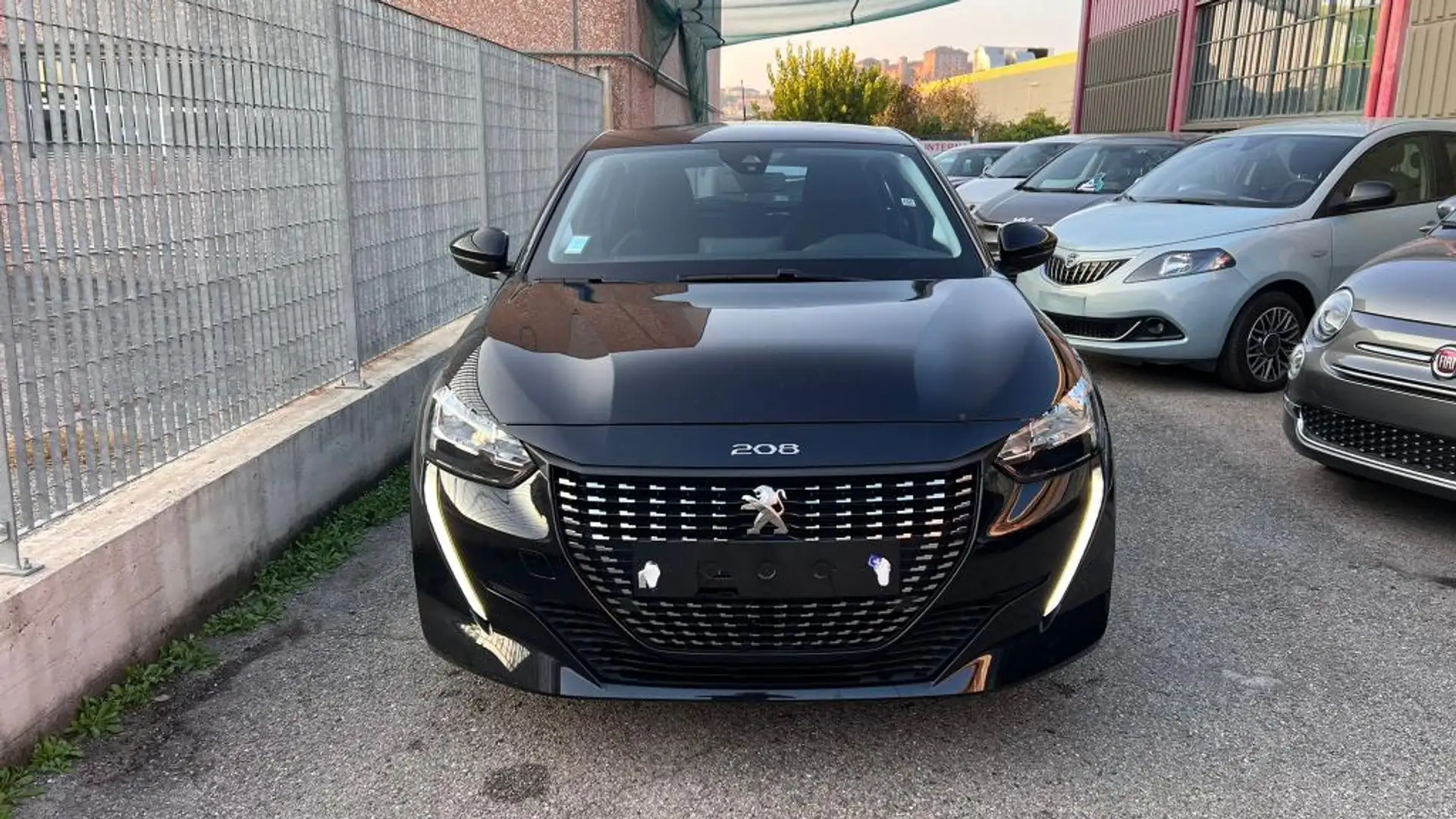 Peugeot 208 208 1.2 puretech Active Pack s&s 75cv Nero - 2