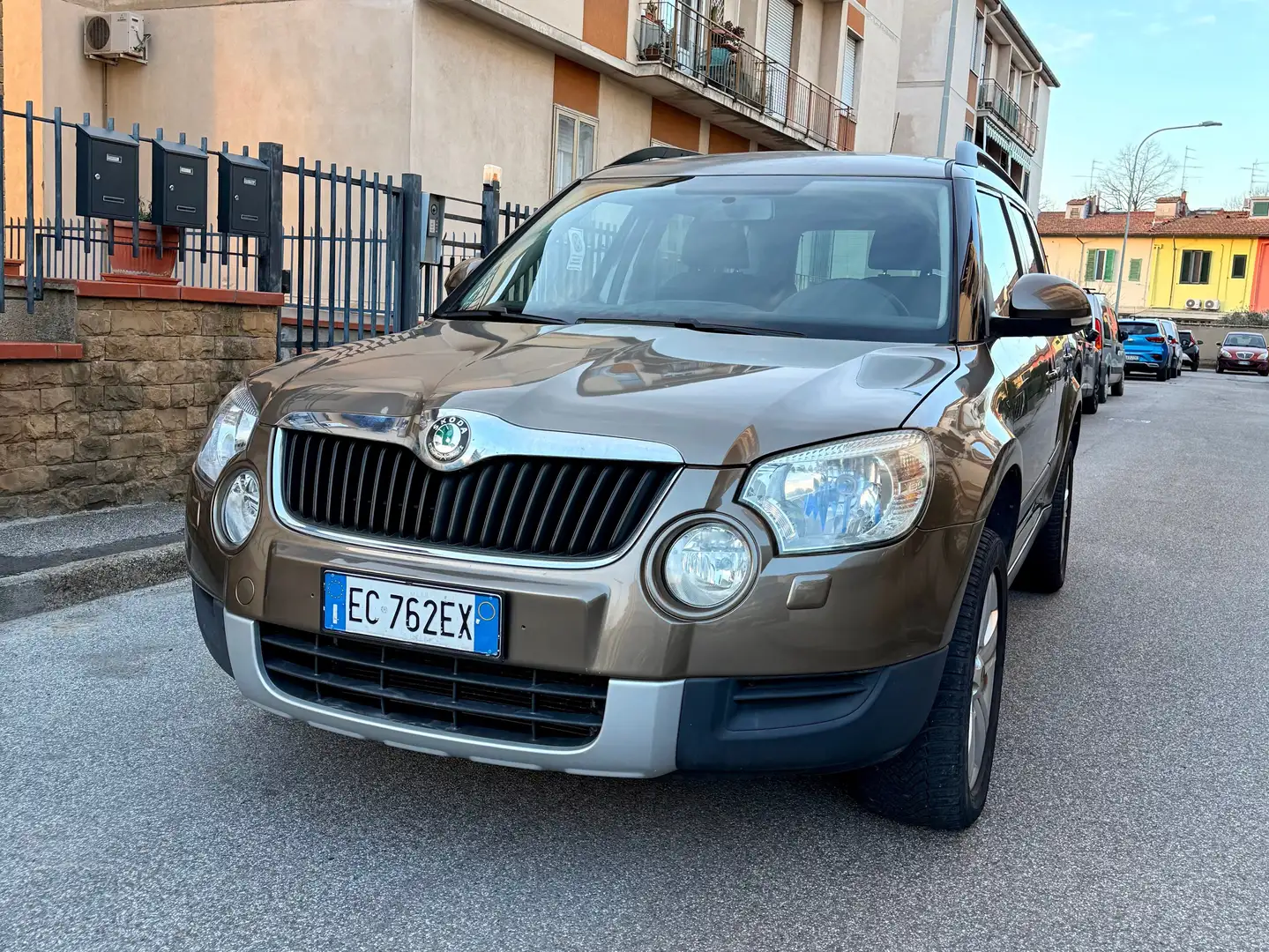Skoda Yeti Yeti 2.0 tdi Elegance (experience) 110cv Bronzo - 1