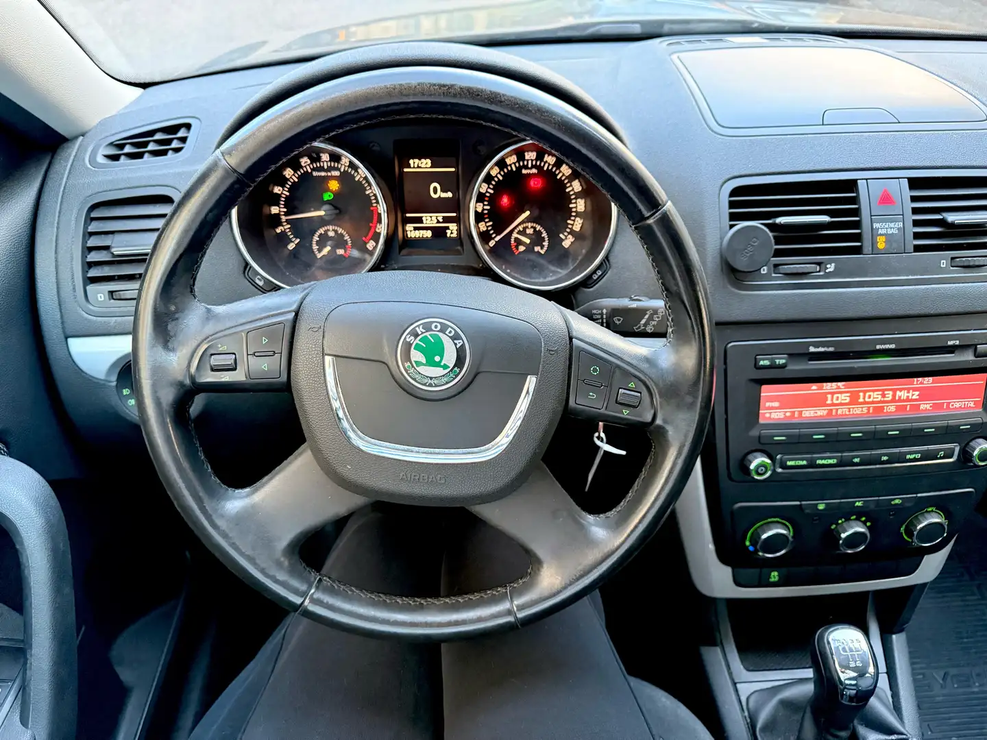 Skoda Yeti Yeti 2.0 tdi Elegance (experience) 110cv Bronzo - 2