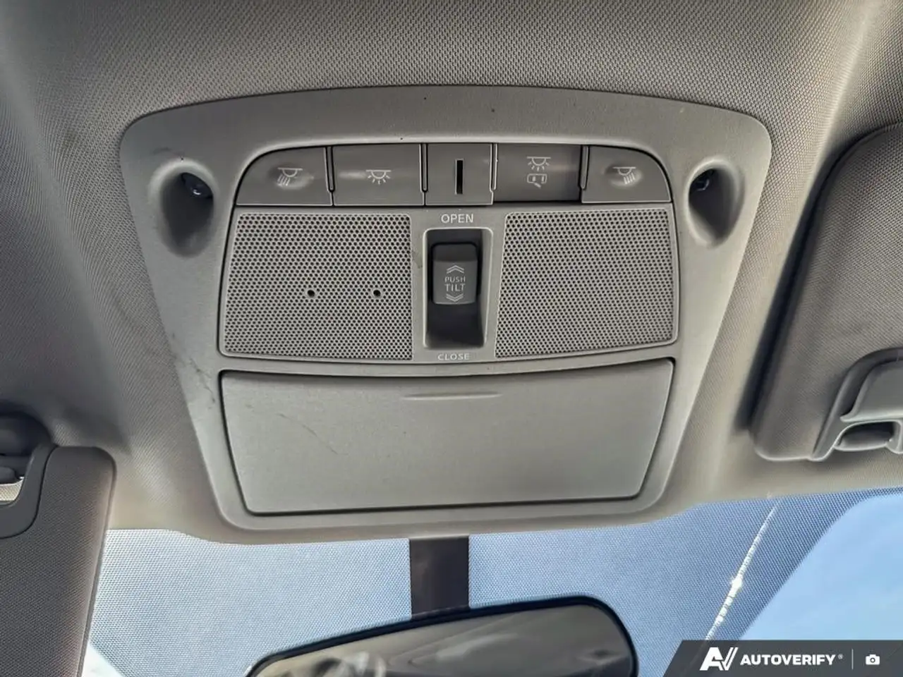 Nissan Murano снимка Nissan Murano