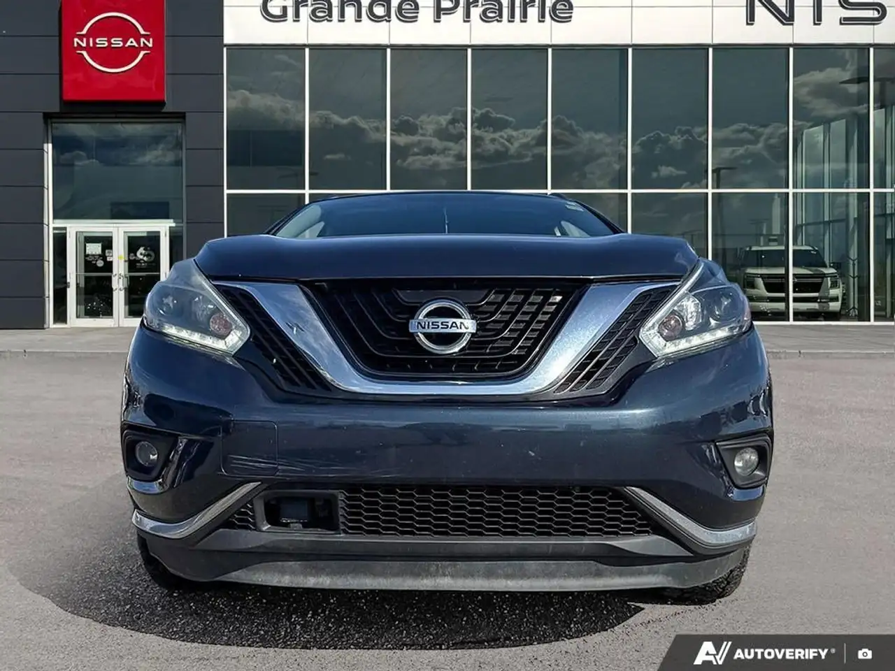 Nissan Murano снимка Nissan Murano