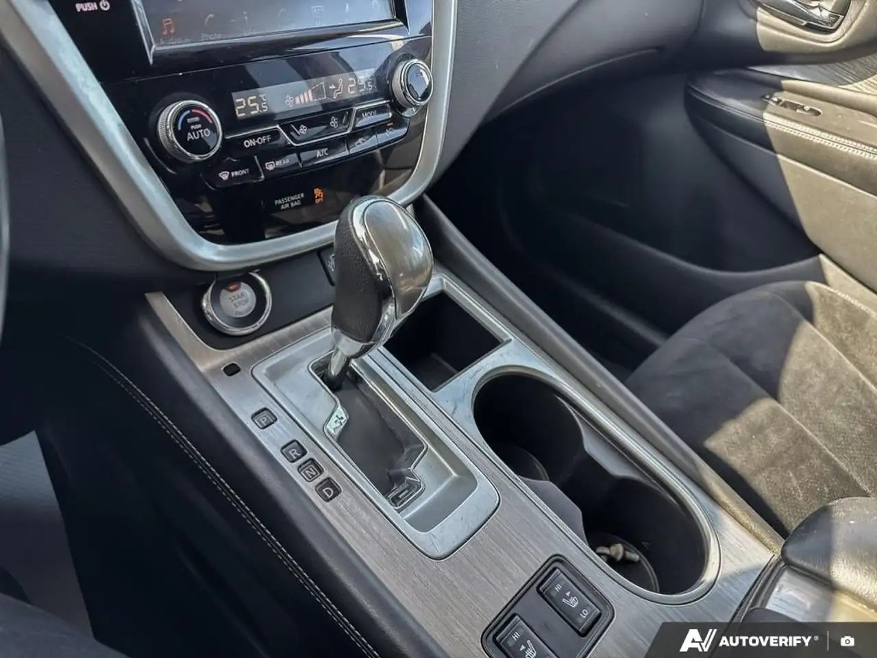 Nissan Murano снимка Nissan Murano