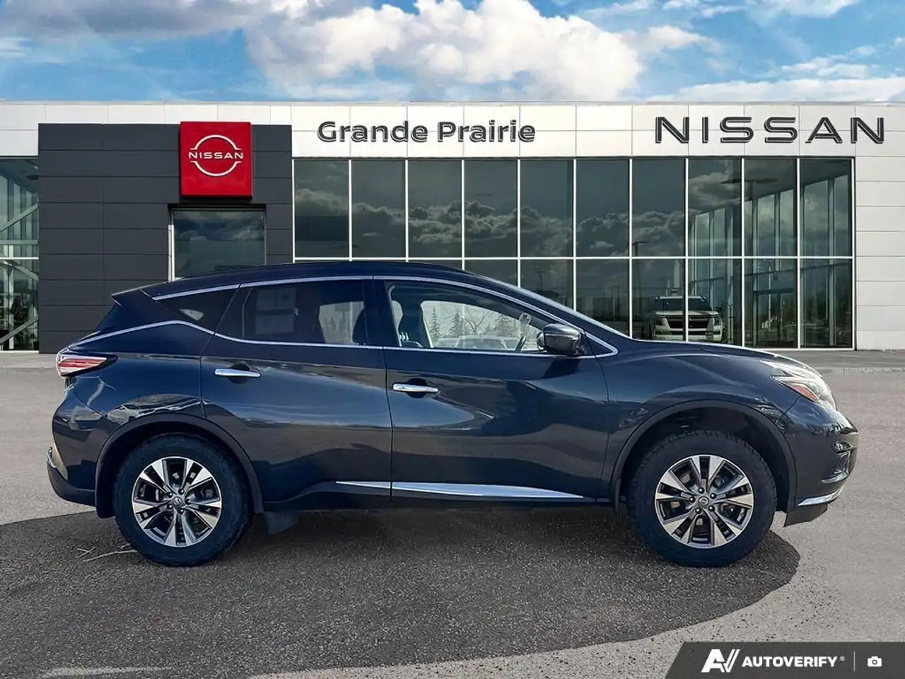 Nissan Murano снимка Nissan Murano