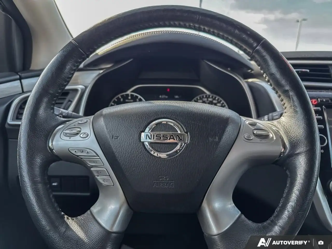 Nissan Murano снимка Nissan Murano