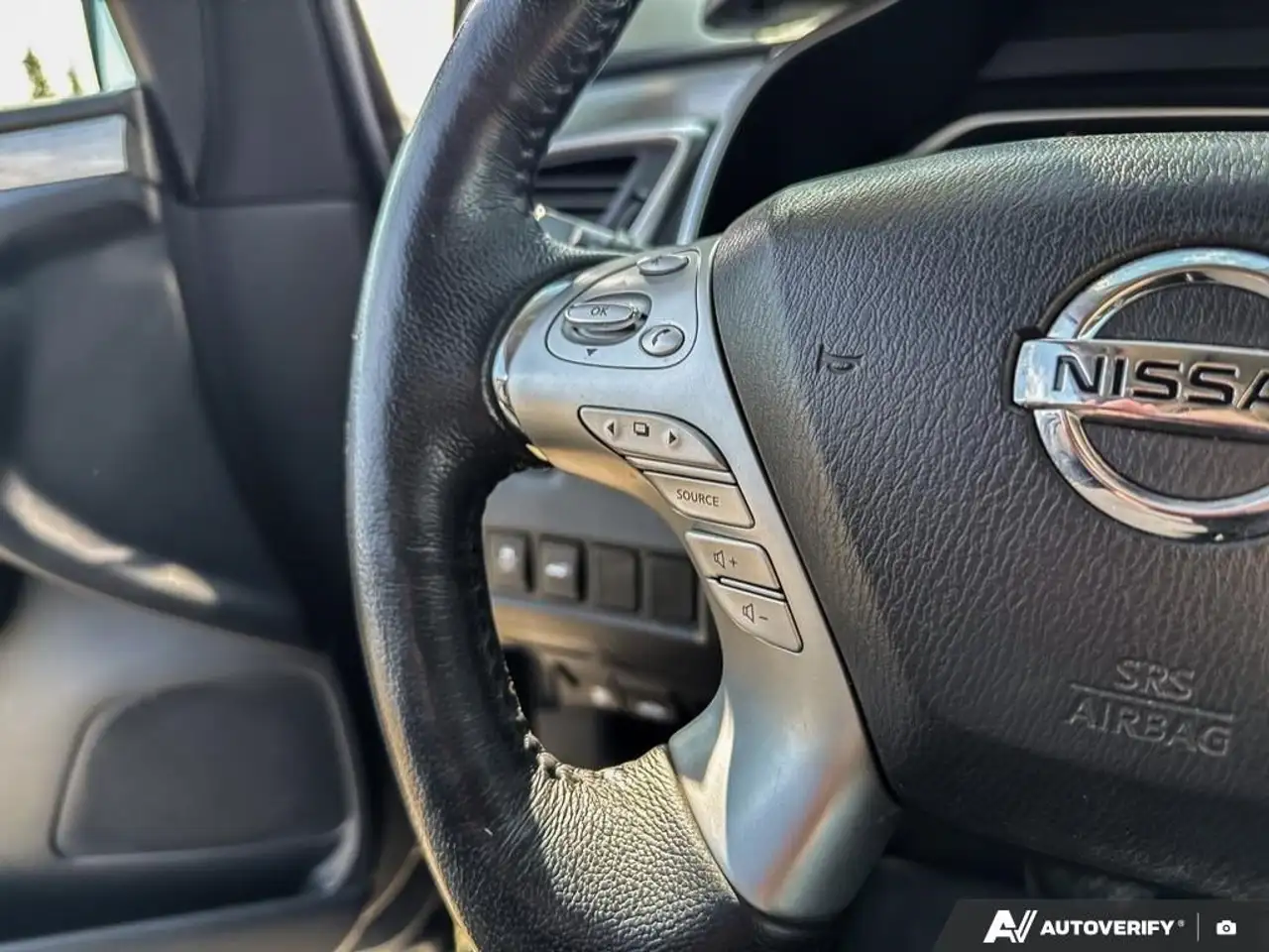 Nissan Murano снимка Nissan Murano