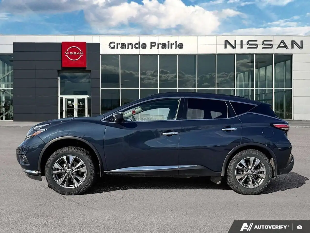 Nissan Murano снимка Nissan Murano
