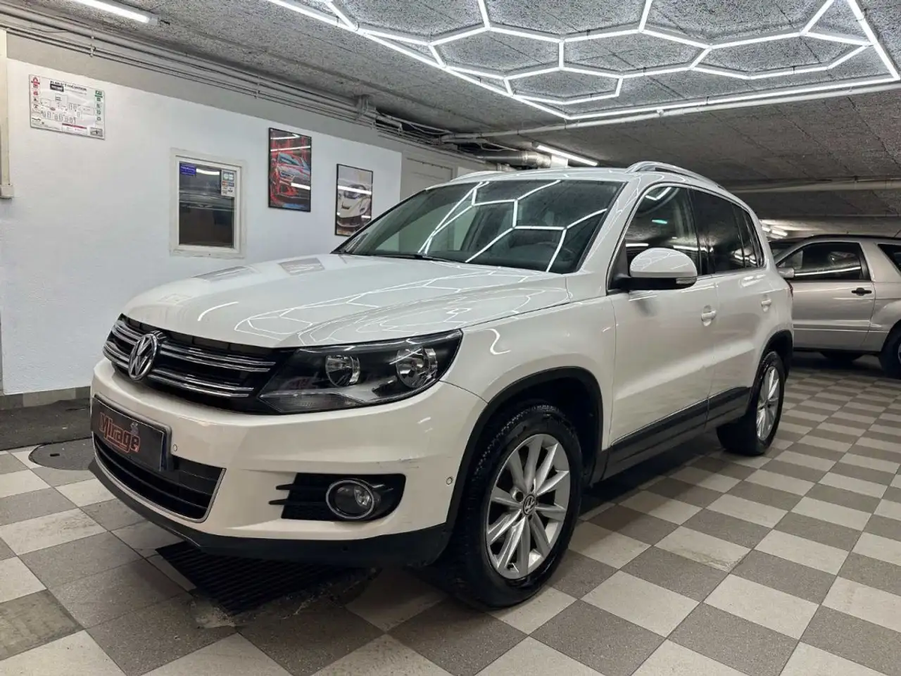 Volkswagen Tiguan CARAT 4 MOTION