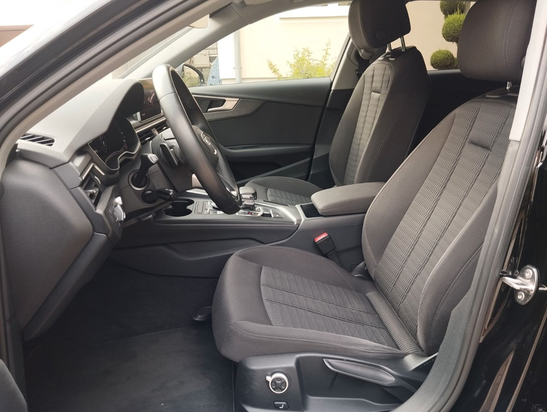 Audi A4 Avant 40 TFSI design, Navi, Totwinkel, Kamera — photo 9