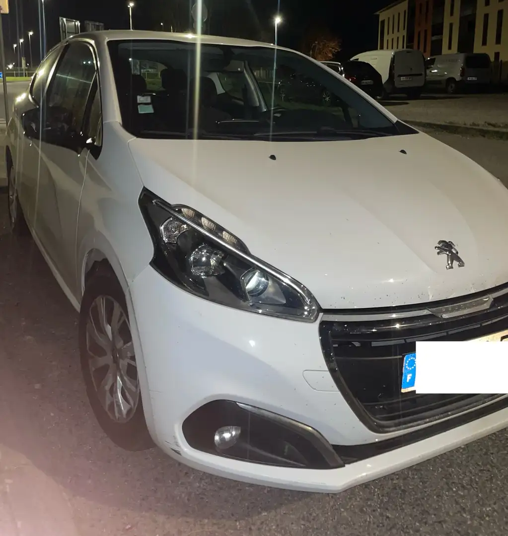 Peugeot 208 1.6 BlueHDi 75ch BVM5 Active Blanc - 1