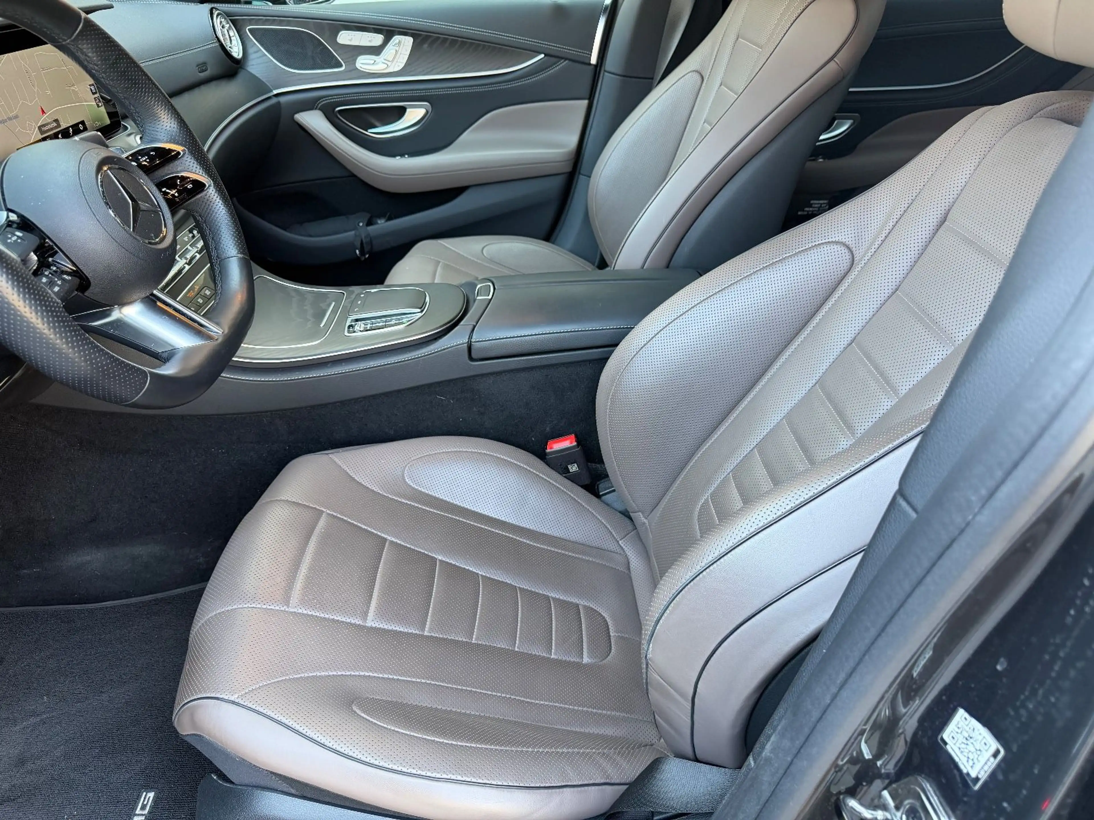 Mercedes-Benz CLS 400 d 4M AMG, Multibeam, 360, Memory, — photo 10