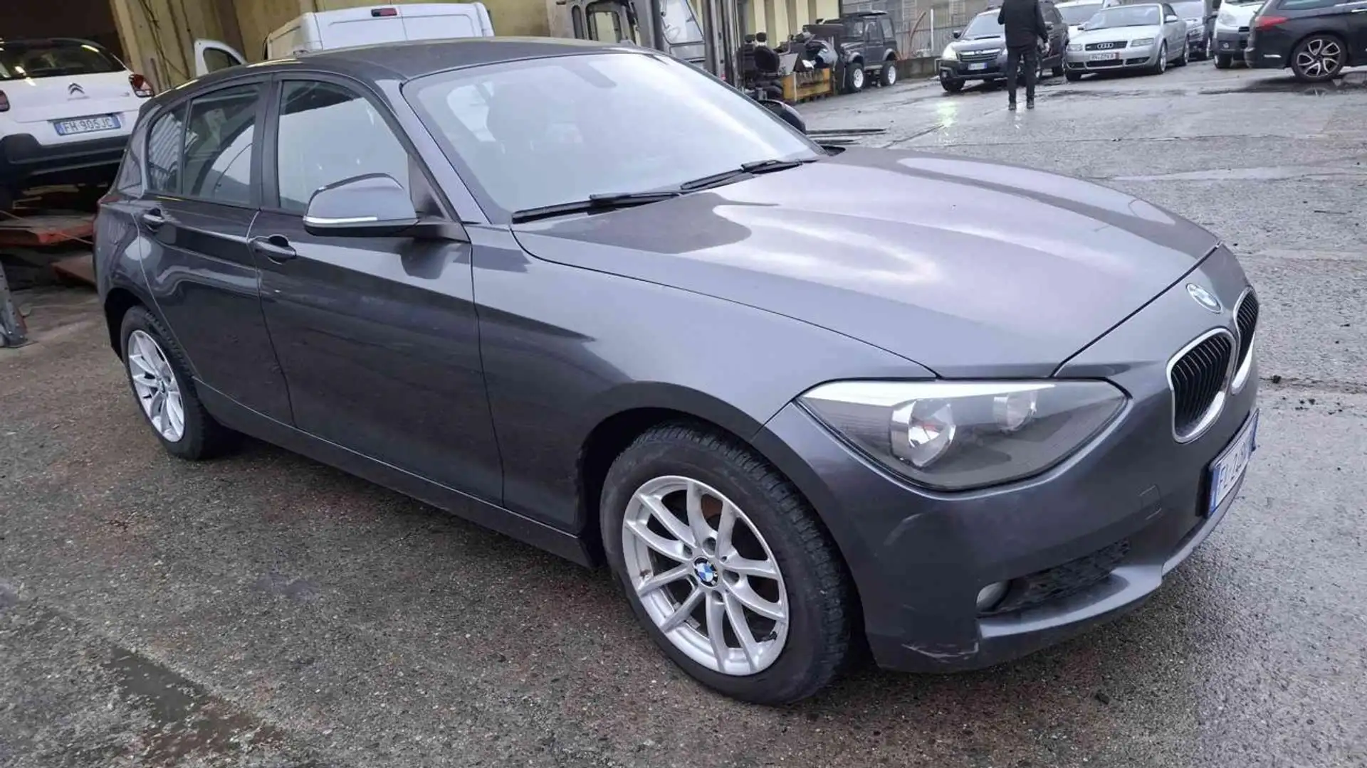BMW 116 d 2.0 cat 5P. DISTRIBUZIONE ROTTA Grau - 2