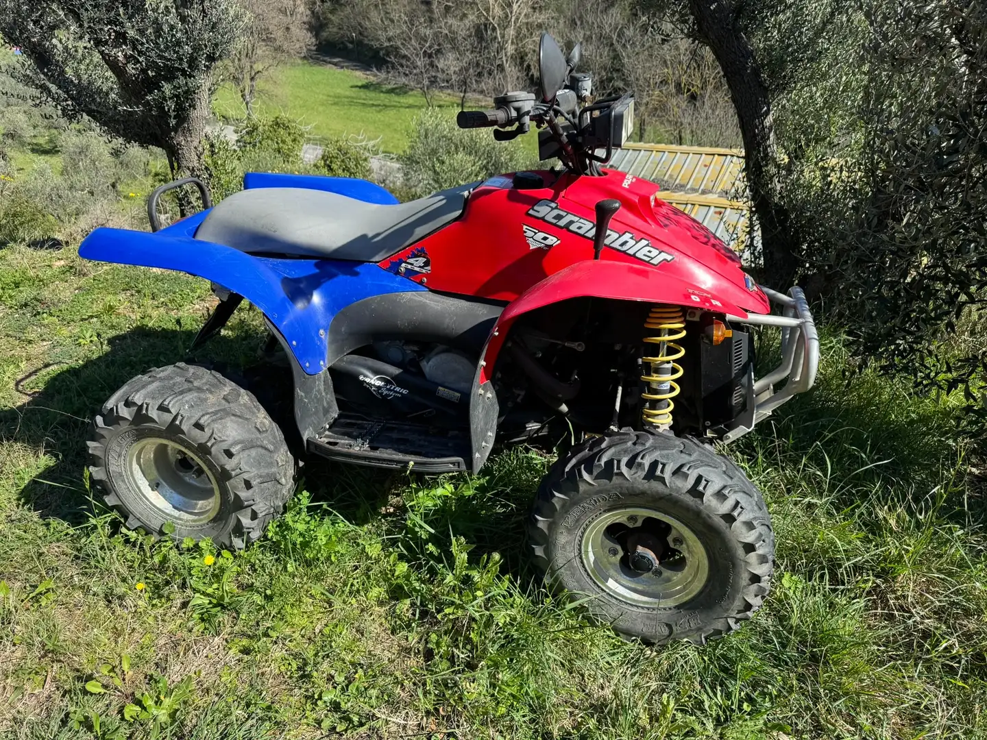 Polaris Scrambler 500 Quad 4x4 anno 2003 regolarmente immatricolato - 1