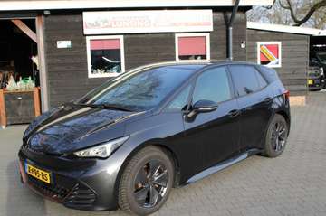 ESSENTIAL 62 KWH 204PK - Carplay Led