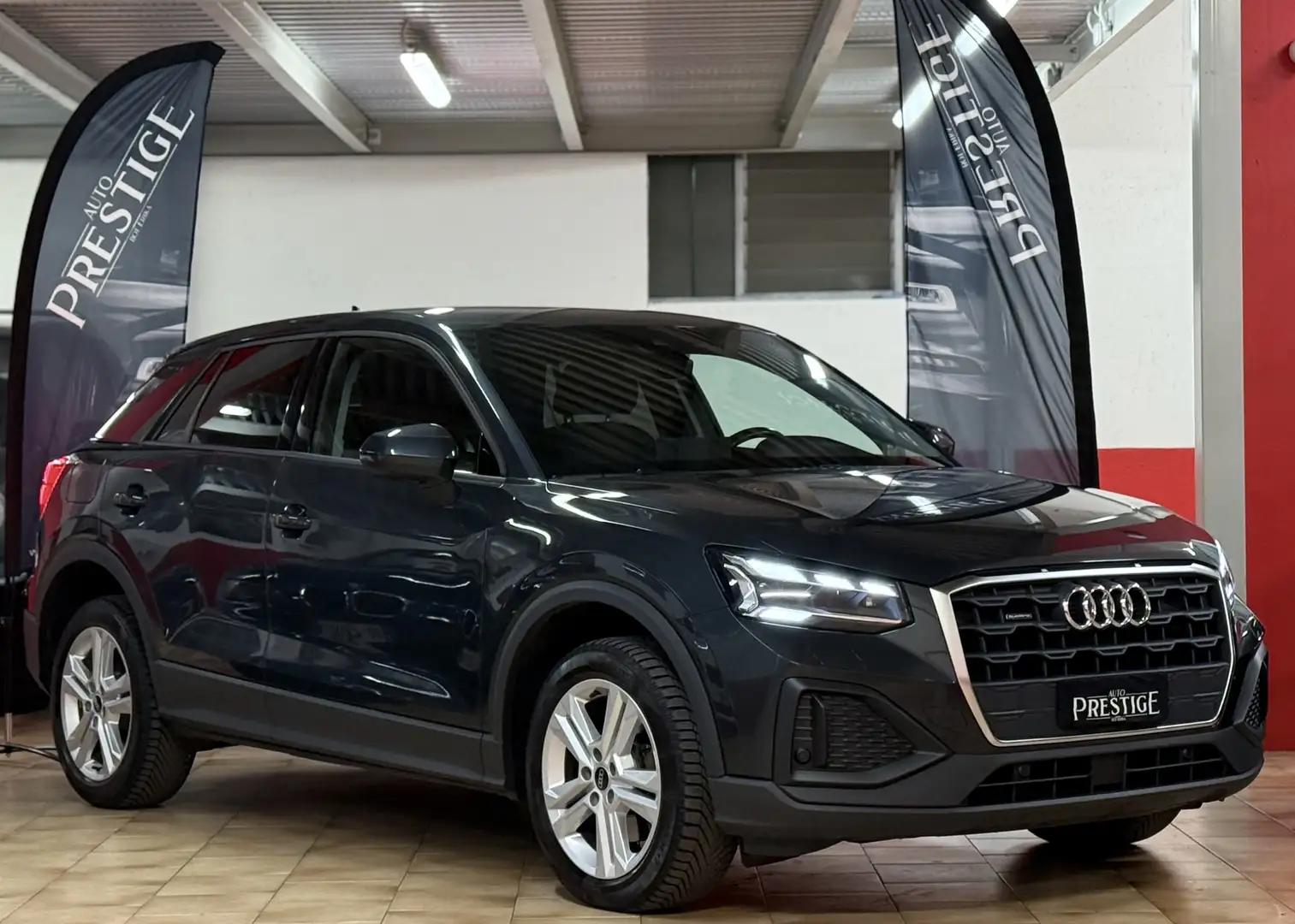Audi Q2 35 TDI 2.0 Business quattro 150cv s-tronic Gris - 1