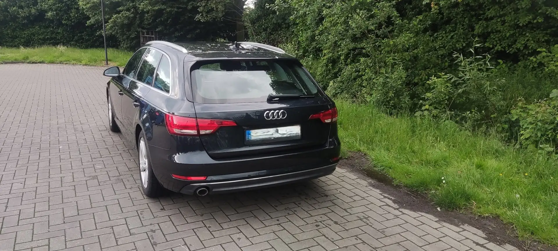 Audi A4 Avant 2.0 TDI S tronic - 2