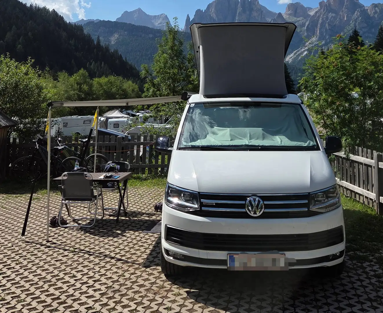 Volkswagen T6 California California Beach 2,0 TDI 4Motion BMT Beach Weiß - 1