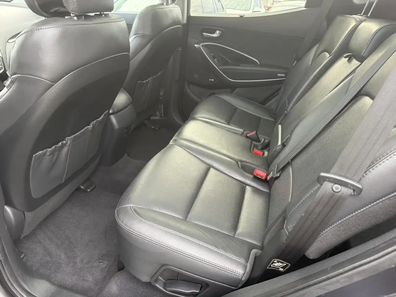 Hyundai SANTA FE photo Hyundai SANTA FE