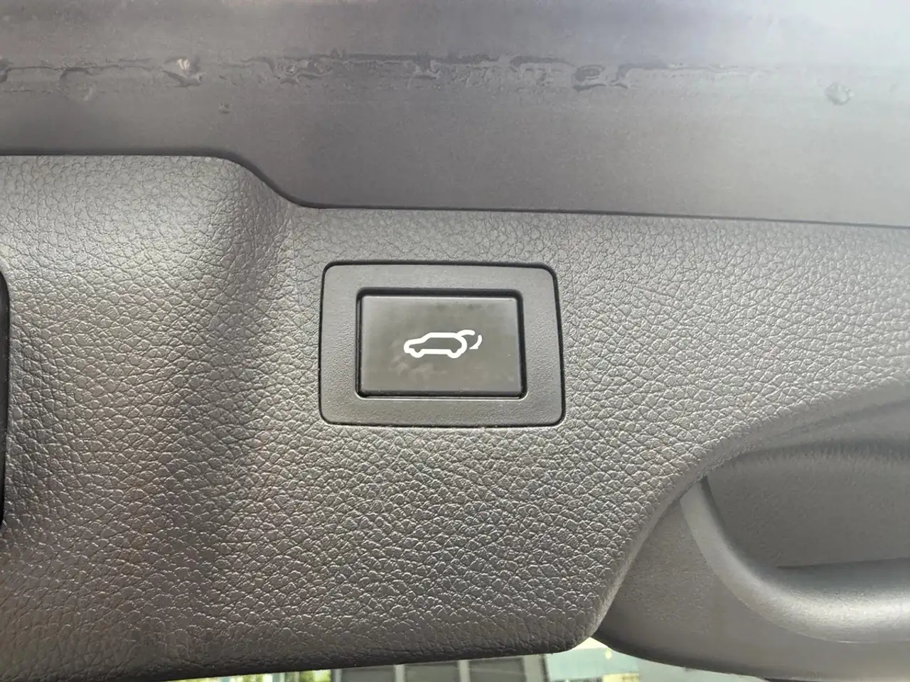 Hyundai SANTA FE photo Hyundai SANTA FE