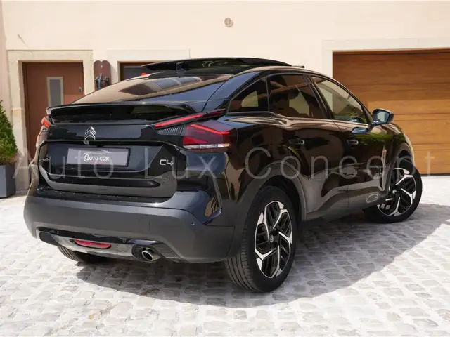 Citroen C4 view 3