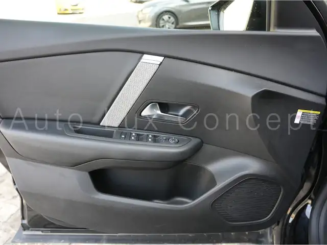 Citroen C4 view 13