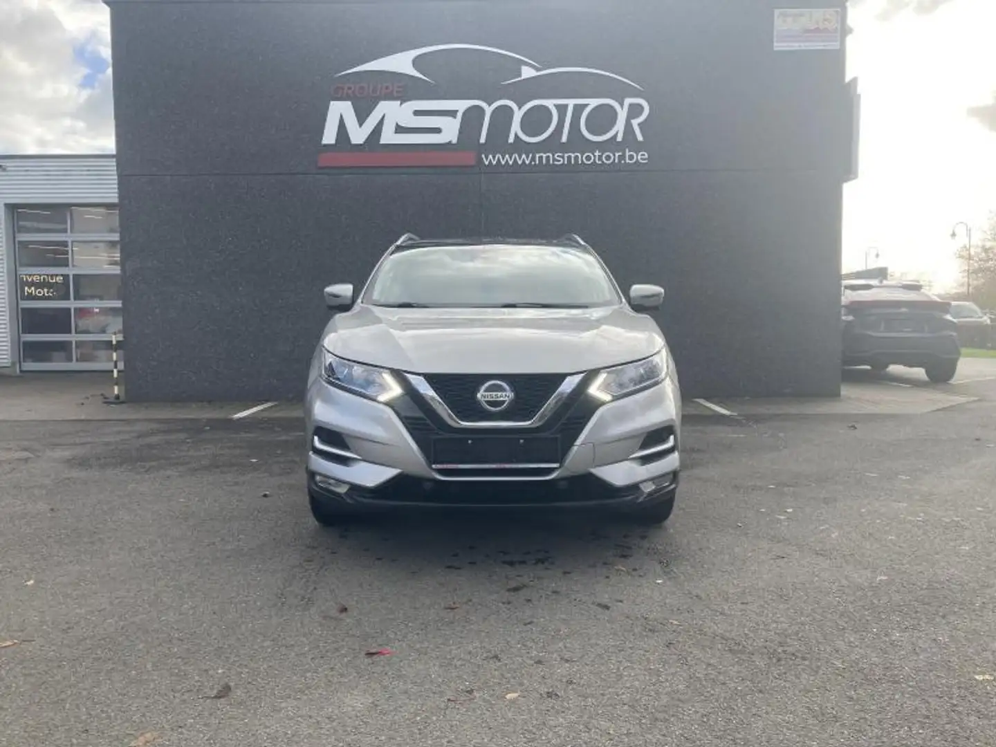 Nissan Qashqai 1.3 DIG-T 160 DCT MY19 N-CONNECTA Gris - 2