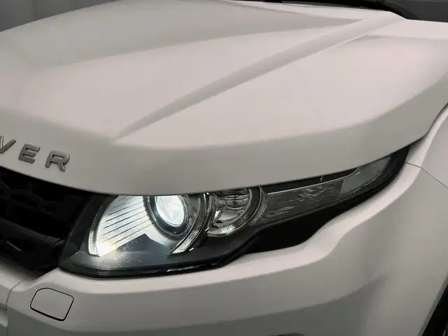 Land Rover Range Rover Evoque view 22