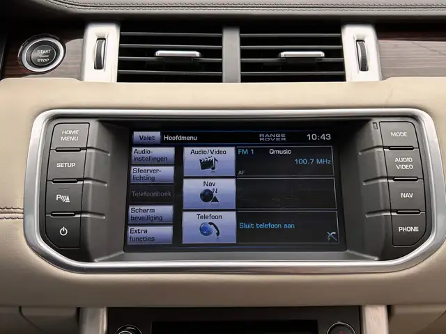 Land Rover Range Rover Evoque view 13