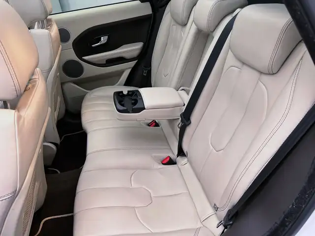 Land Rover Range Rover Evoque view 24