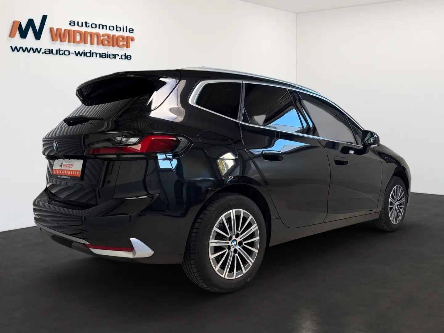 BMW 218 Luxury Line -- AHK/ACC/ 17LM Noir - 2