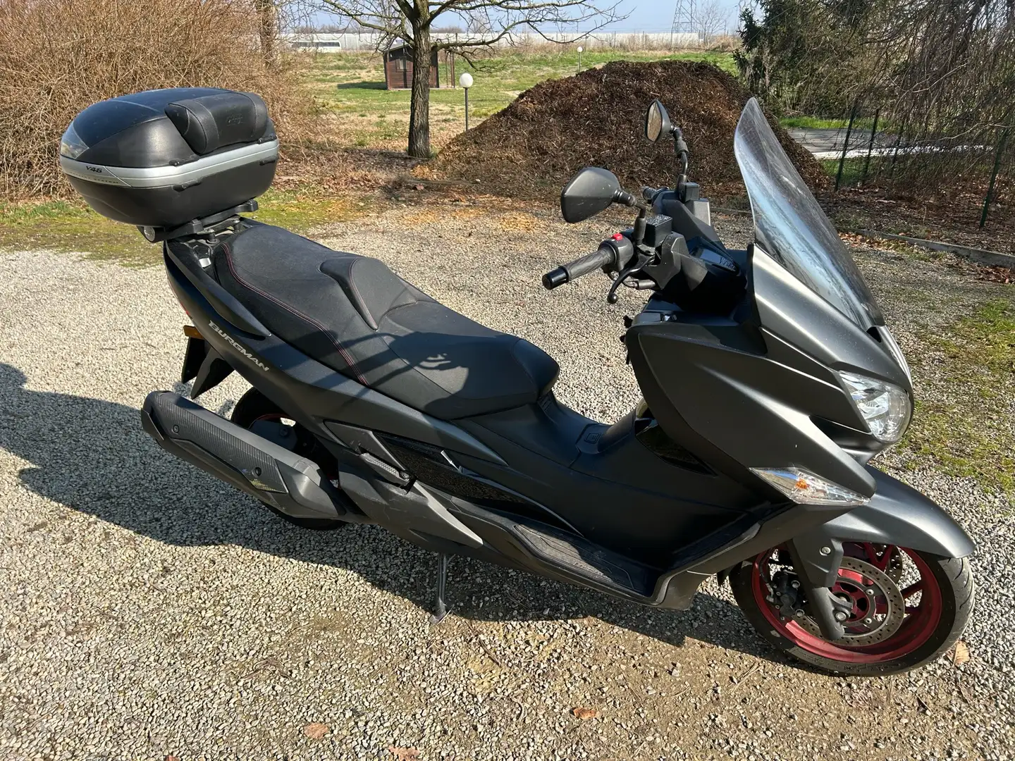 Suzuki Burgman 400 - 1