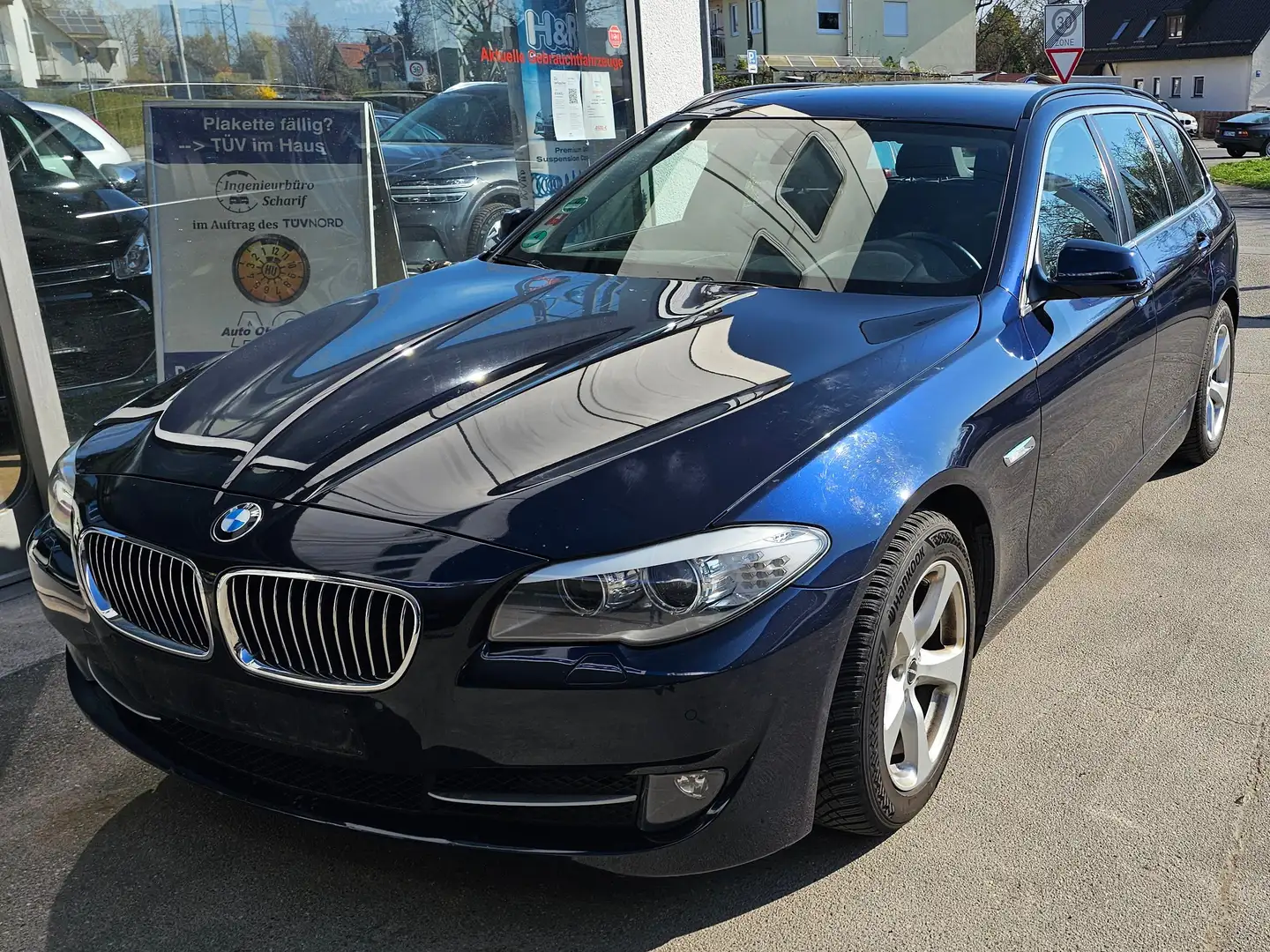 BMW 520 5er Touring Diesel 520d Touring Bleu - 1