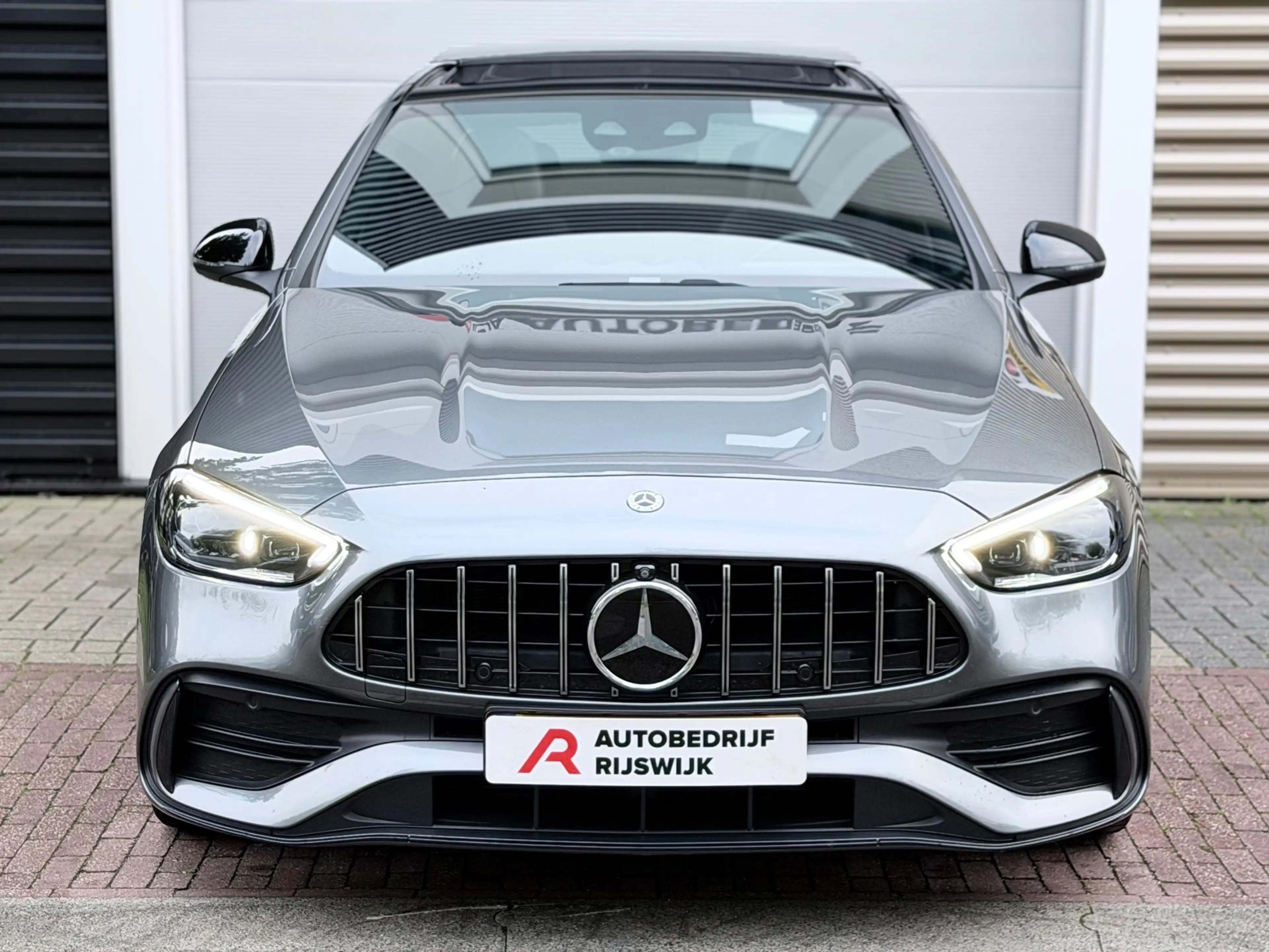 Mercedes-Benz C 300 AMG Line Pano/Burmester/360 — photo 7