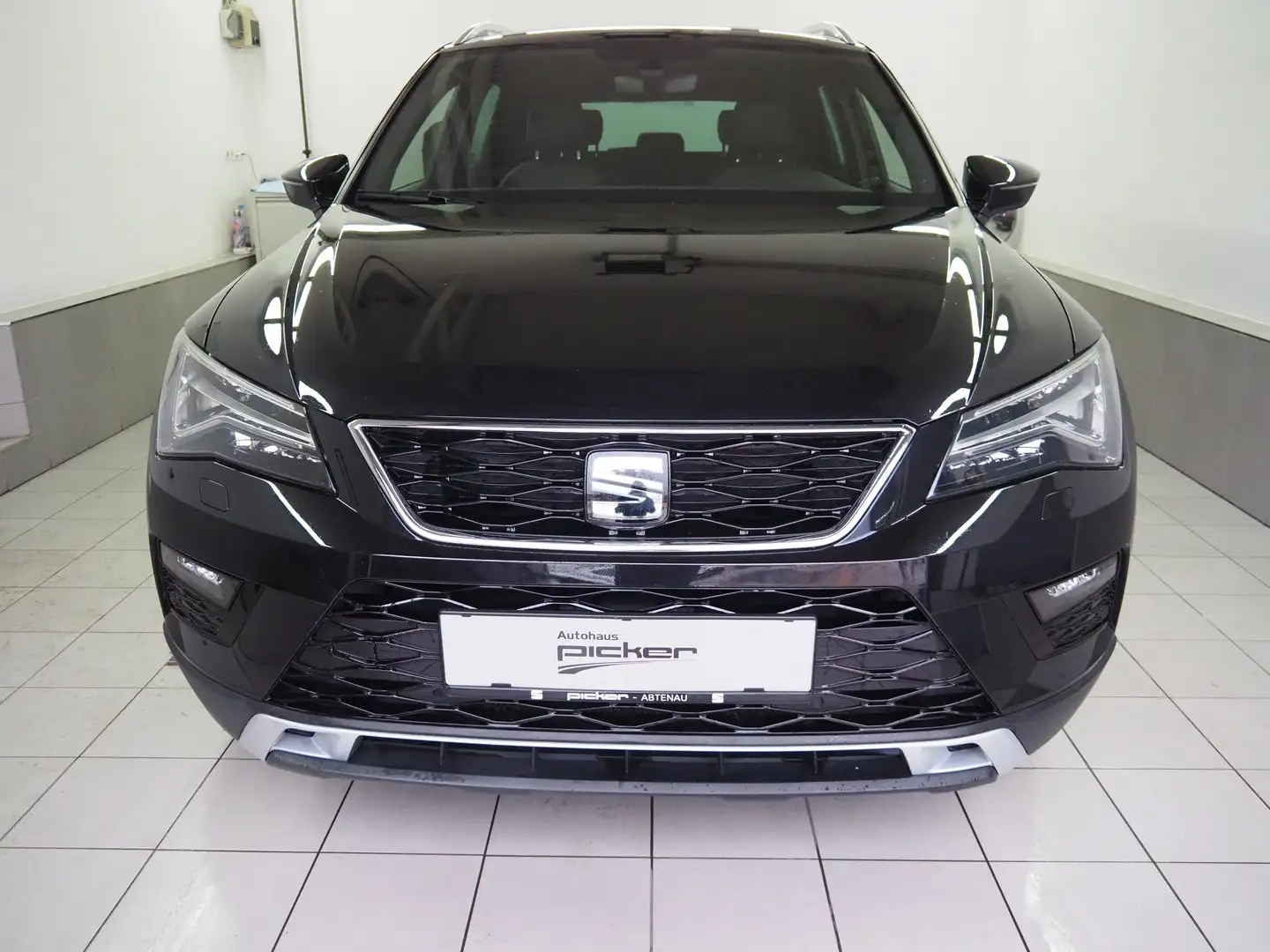 SEAT Ateca Xcellence 1.4 TSI ACT DSG Schwarz - 2