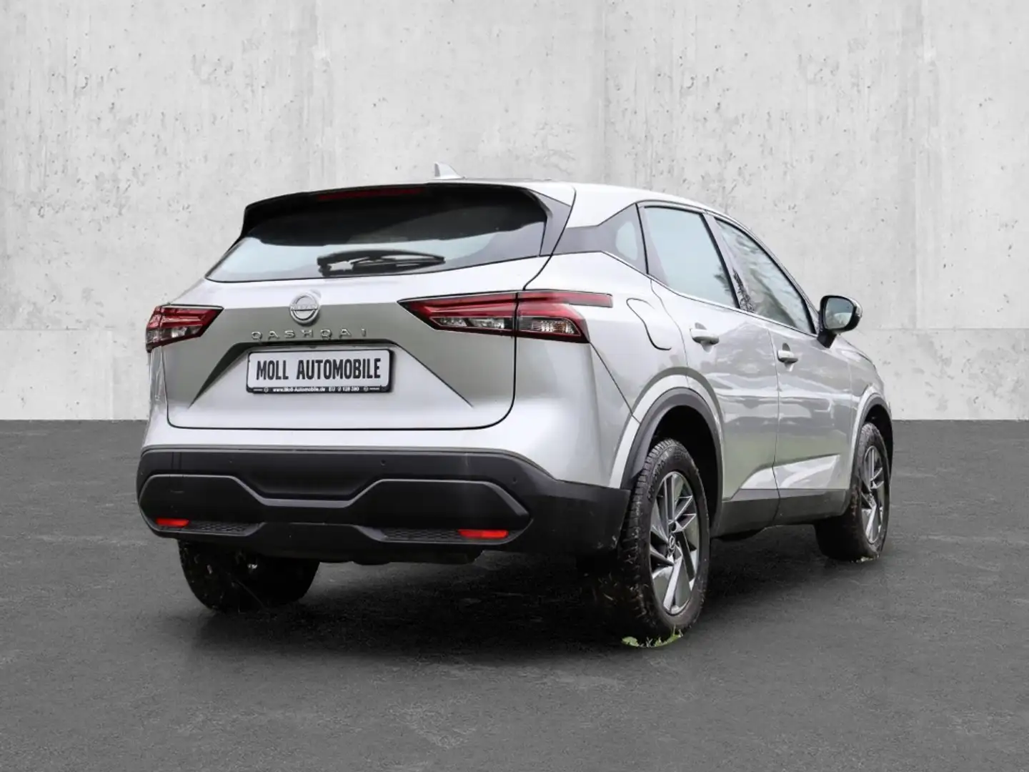 Nissan Qashqai Acenta 1.3 DIG-T MHEV 140PS Navi AVM Winter-Paket Gümüş rengi - 2