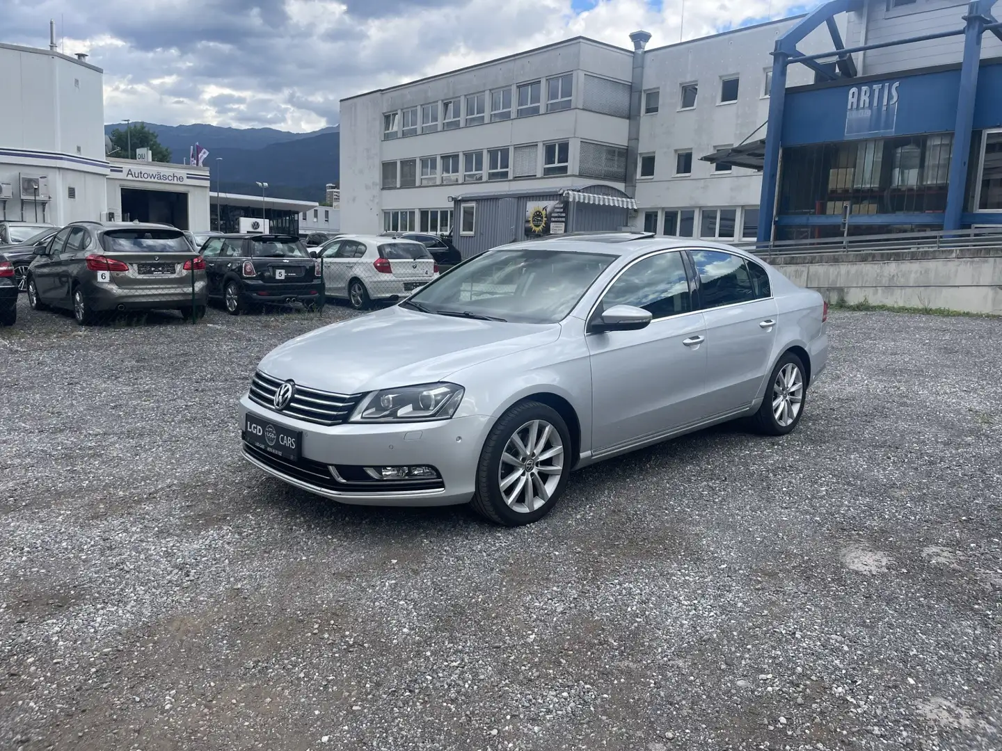 Volkswagen Passat Highline BlueMotion Grau - 1